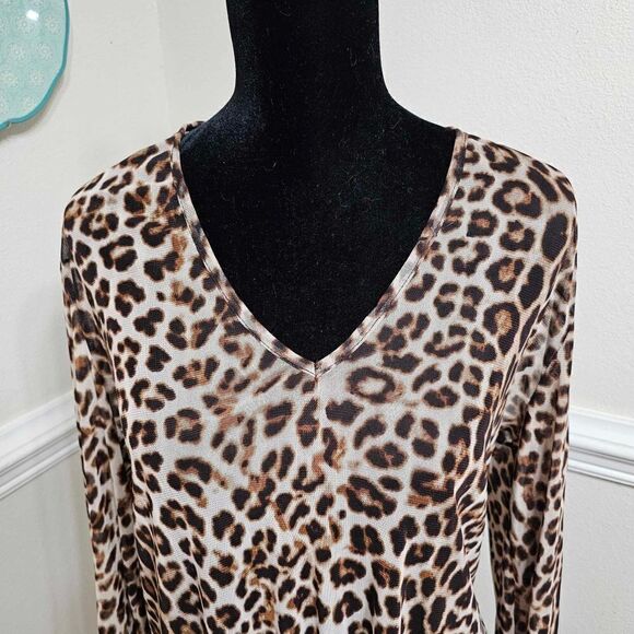 NWOT! Sheer Leopard High-Low Tunic - Picture 4 of 10